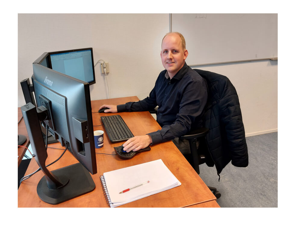Senior Mechanical Engineer René